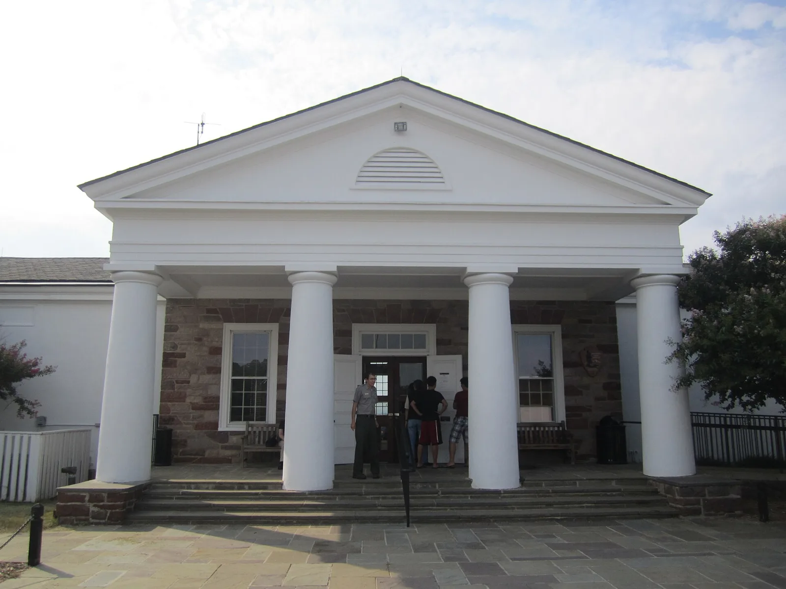 The entrance to the Henry Hill Visitor Center at Manassas National Battlefield Park, which charges no entrance fee.